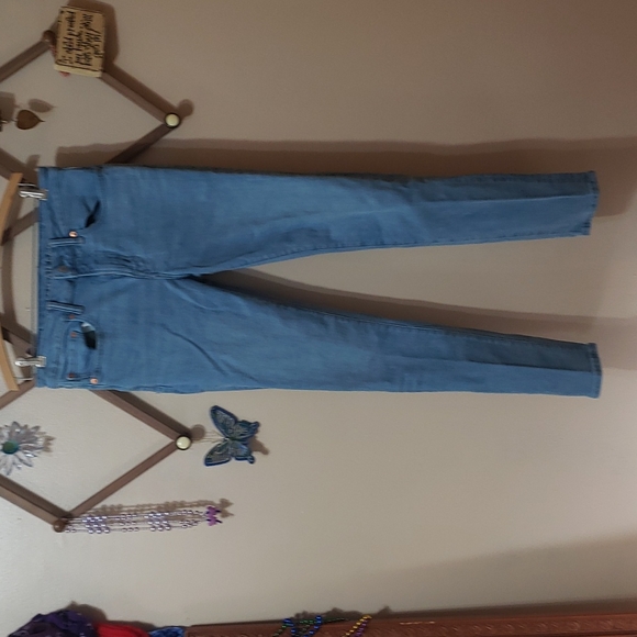American Eagle Outfitters Other - Light Wash Skinny Jeans